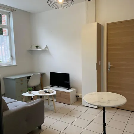 Apartment T2 Bien Situe
